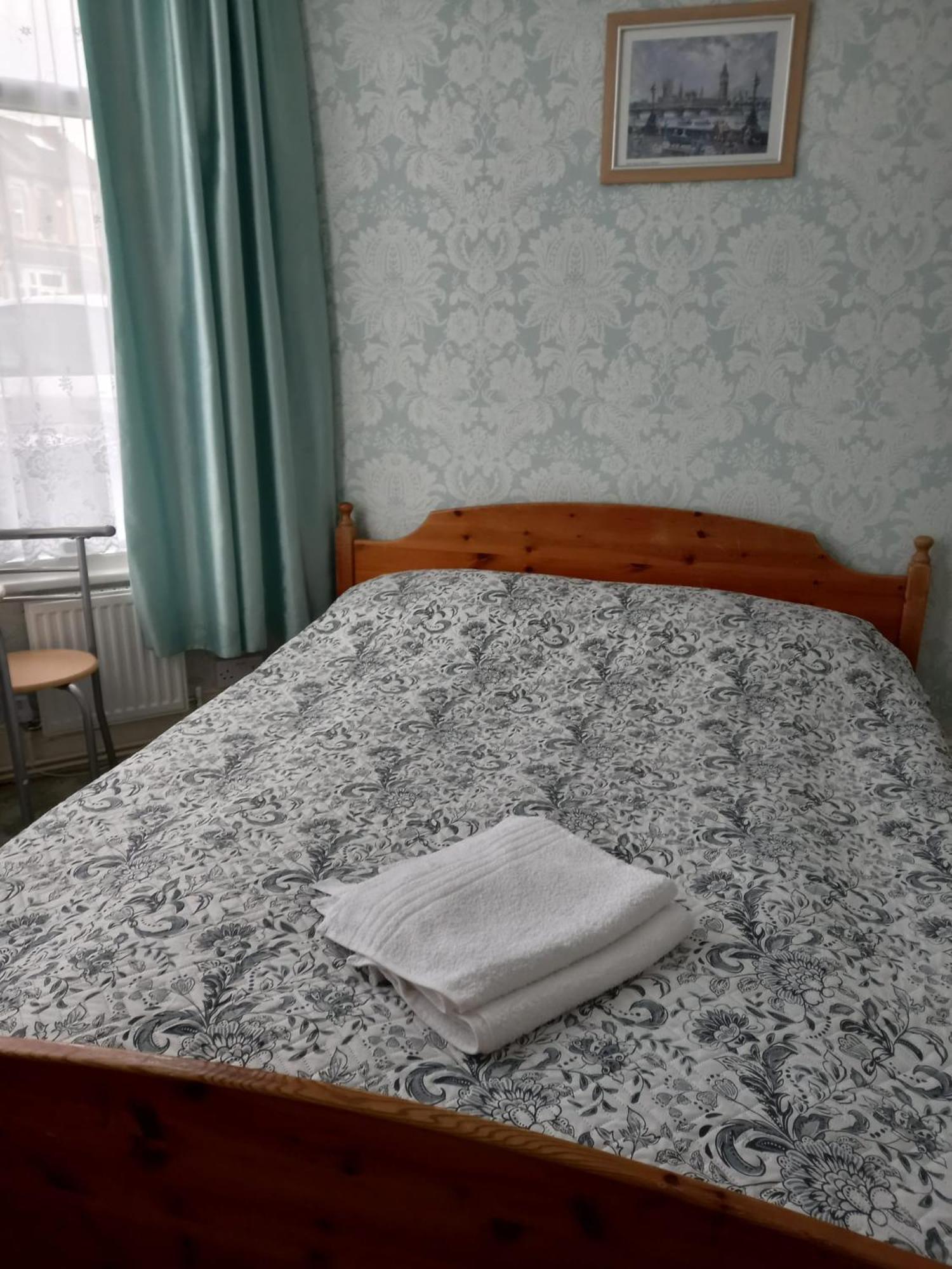 Mari London Holiday Room Ilford Luaran gambar